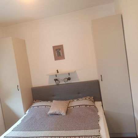 Holiday Apartment Boko Pinezići Εξωτερικό φωτογραφία